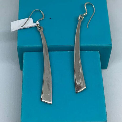 Con movimiento 4 cms