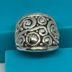 Tribal 2,2 cms de alto