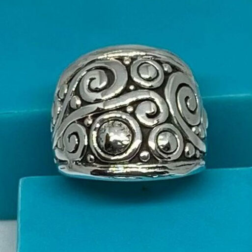 Tribal 2,2 cms de alto