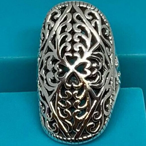 Tribal de 3,7 cms de alto