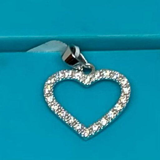 Calado grande, 2,0 cms largo