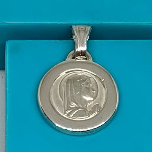 V niña, de 2,0 cms de diam