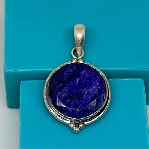 Lapizlasuri 2,3 cms diam