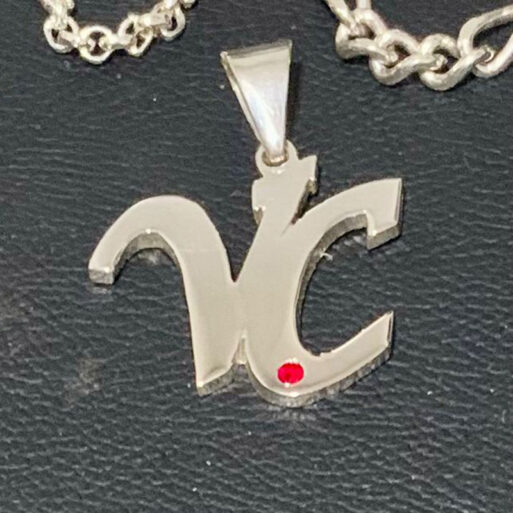 Letras con cubic, 24 mm largo