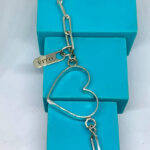 Corazon calado + chapa oval