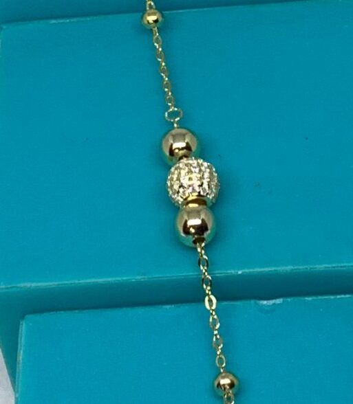 Dorada bola de fuego cubics